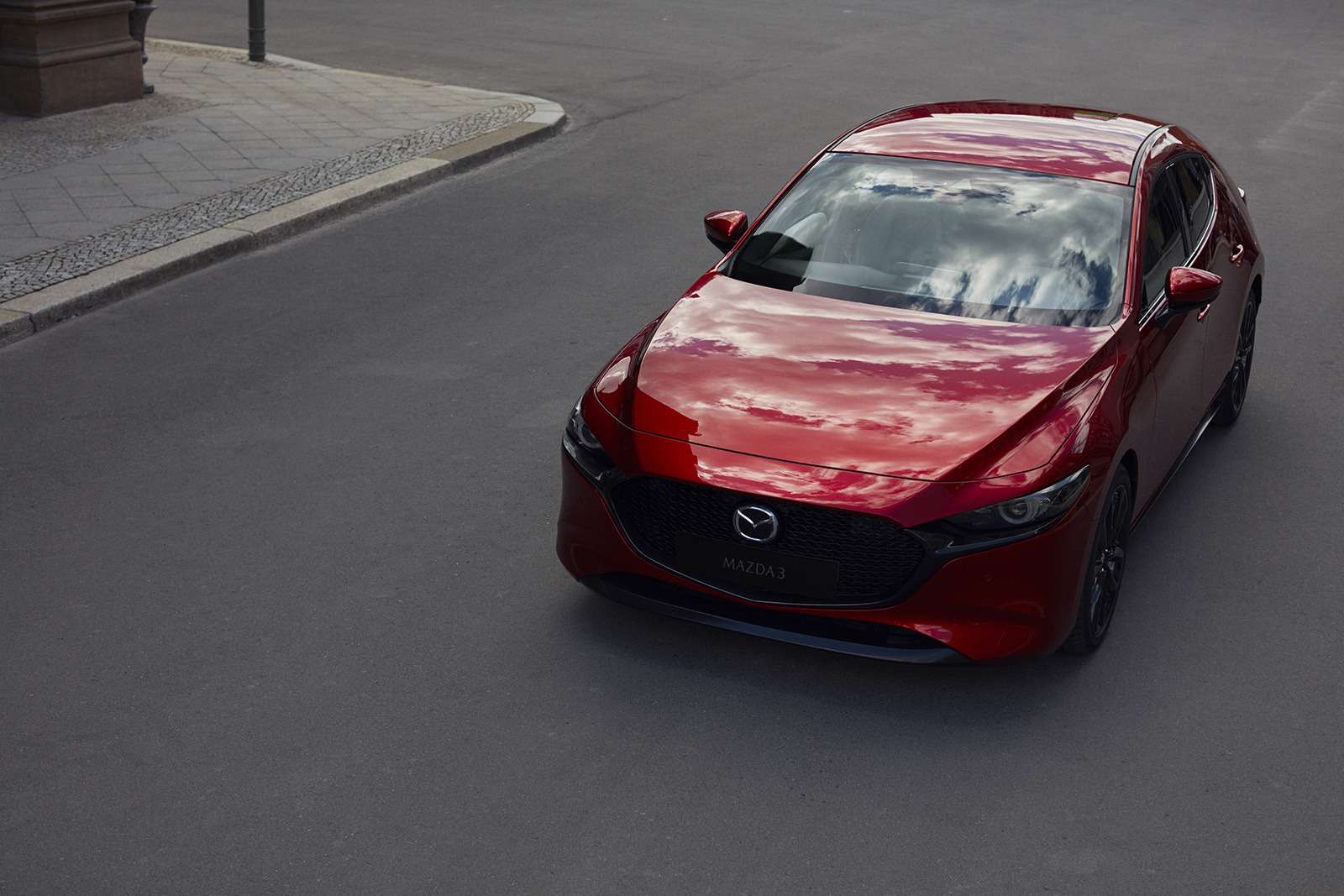 Новая Mazda 3: рассматриваем в деталях со всех сторон — фото 928203