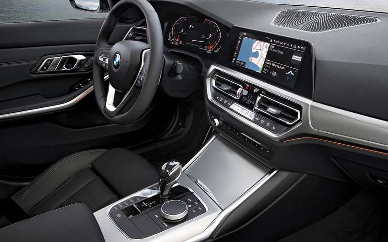 Новый BMW 1-й серии получит салон от 3-й серии