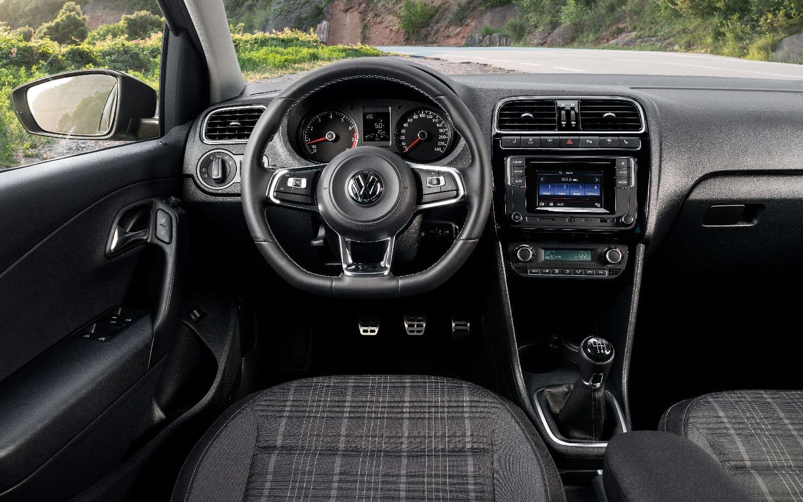 Российский Volkswagen Polo GT: полосок на всех не хватит! — фото 592185
