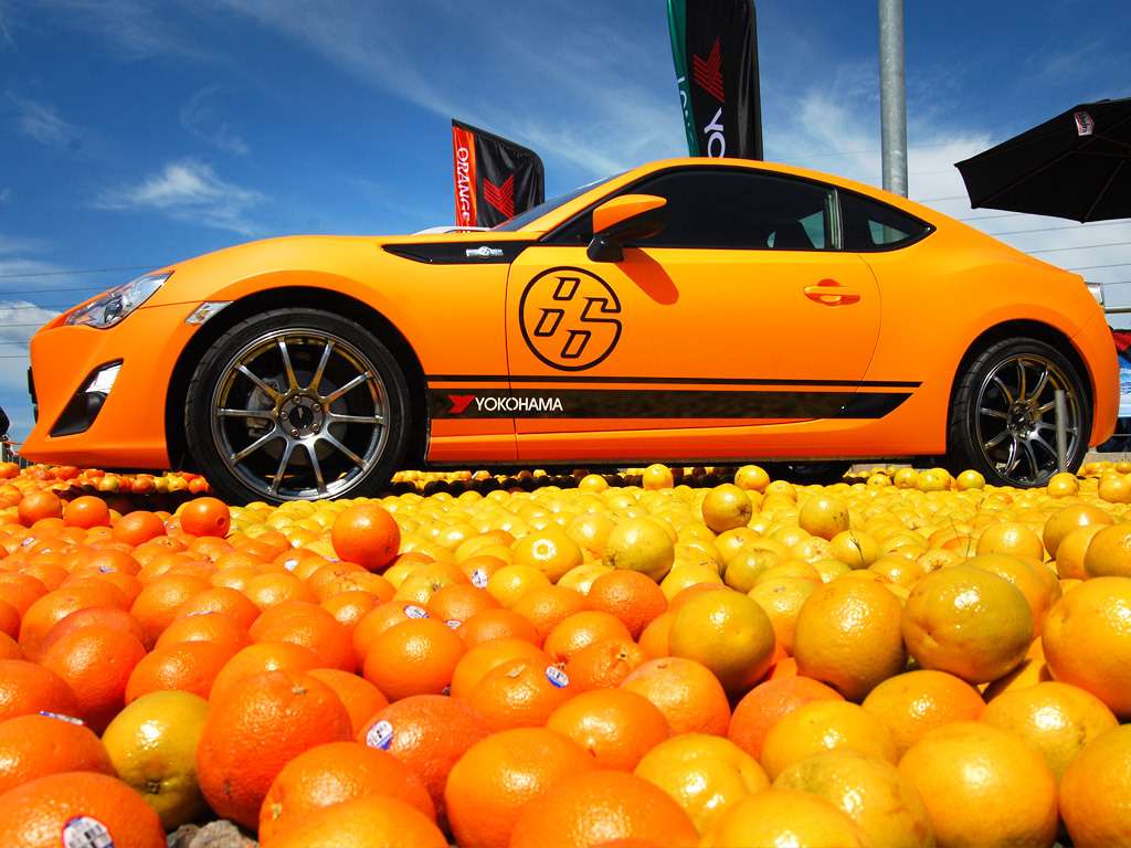Шины будущего: бьют током, пахнут апельсинами, светятся золотом — фото 668635