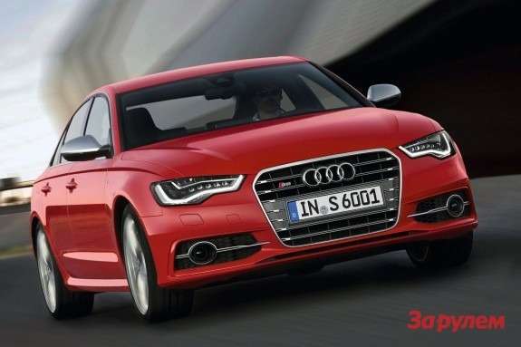 Audi S6 side-front view