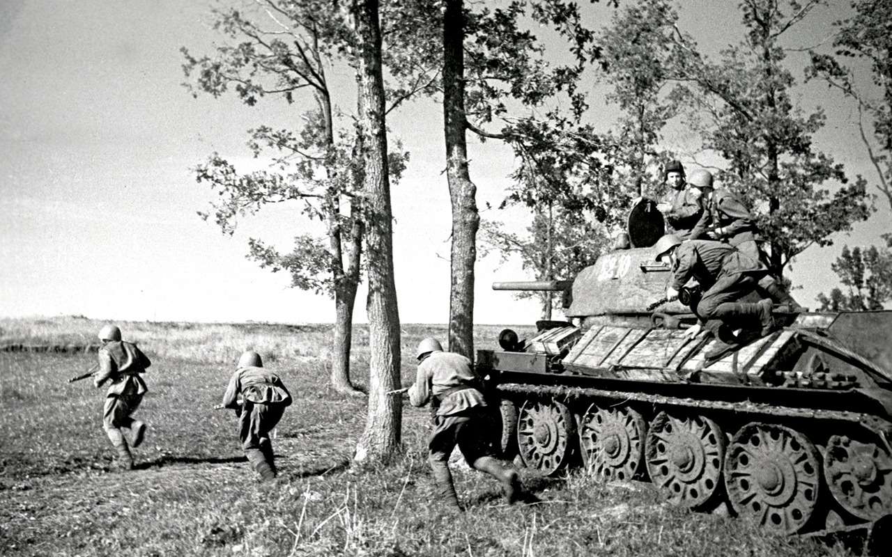 Три мифа и одна правда о легендарном танке Т-34 — фото 928456