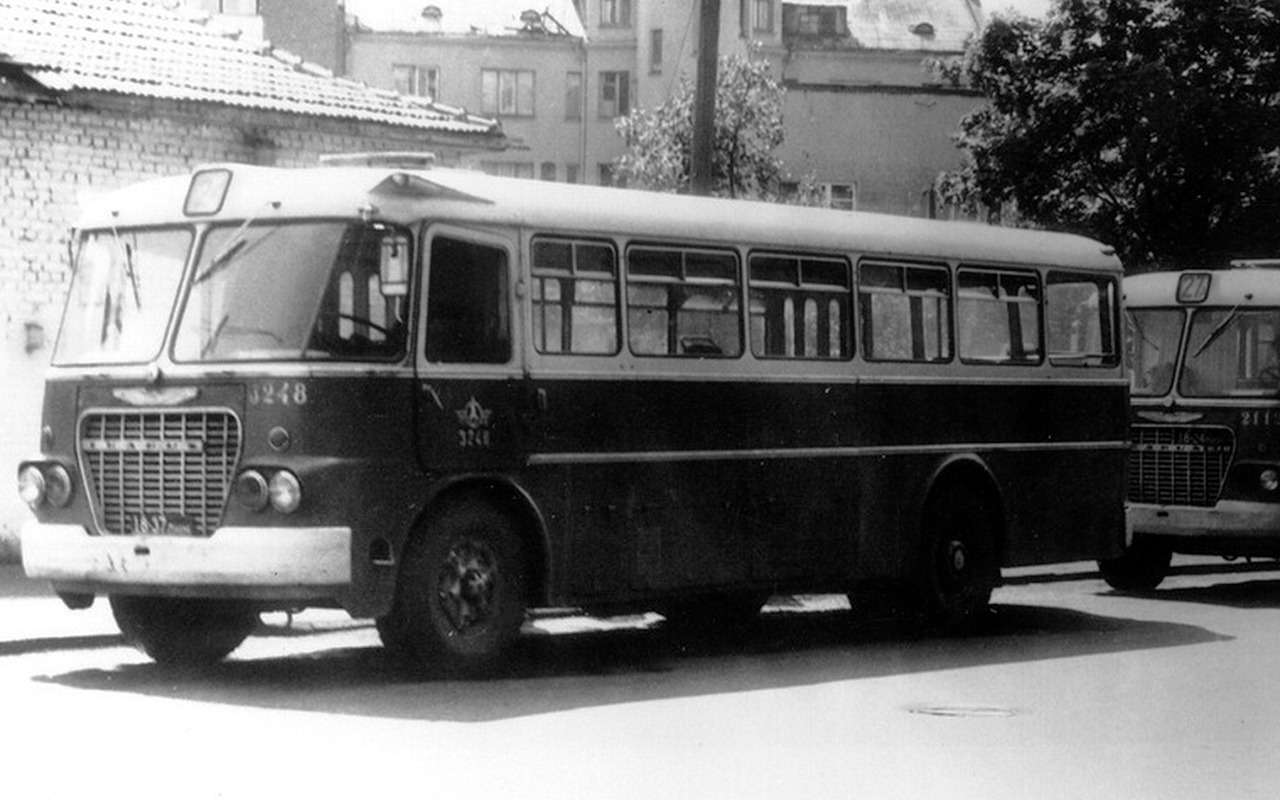 16 самых популярных автобусов СССР: вы все вспомните? — фото 990826