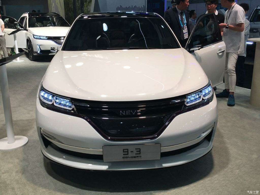 Ничего шведского: китайский Saab дебютировал на выставке CES Asia — фото 762406