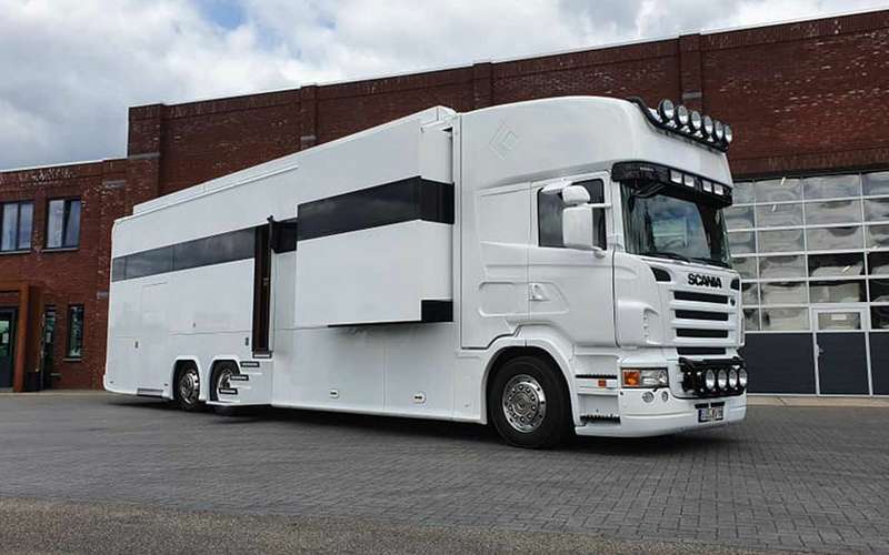 Удивительная автовилла Scania RV — три спальни и гараж