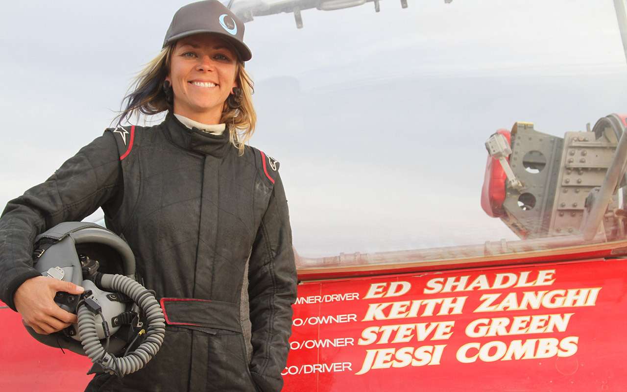 Автогонщица Джесси Комбс погибла при попытке установить новый рекорд скорости