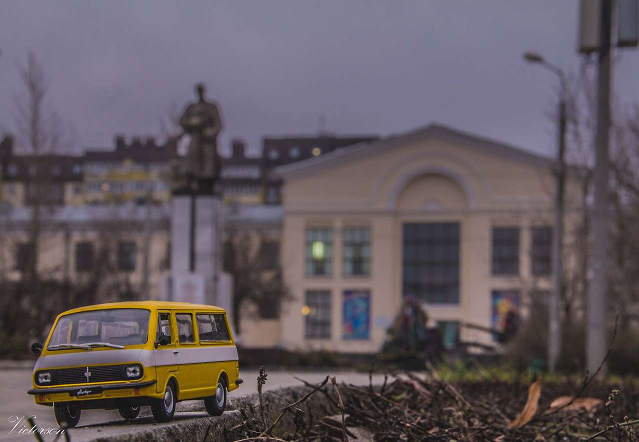 Город на ладони: путешествие на миниатюрных автомобилях — фото 830404