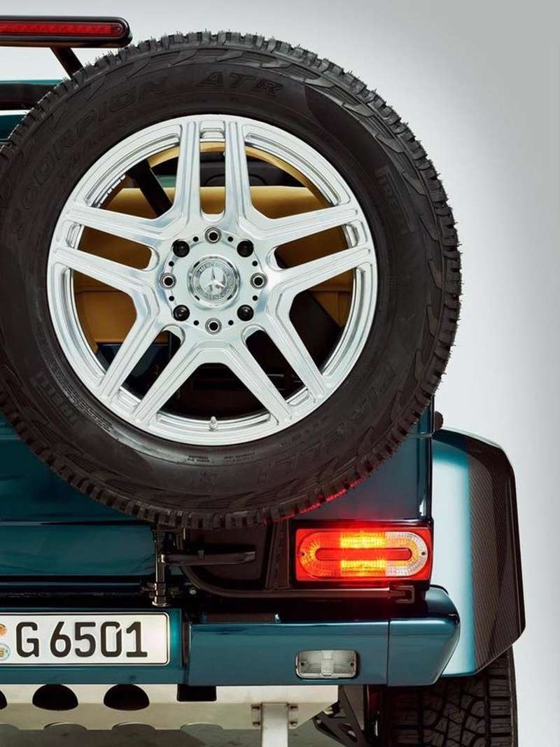 «Оквадраченный» без крыши: Mercedes-Benz анонсировал очередной супер-Гелендваген