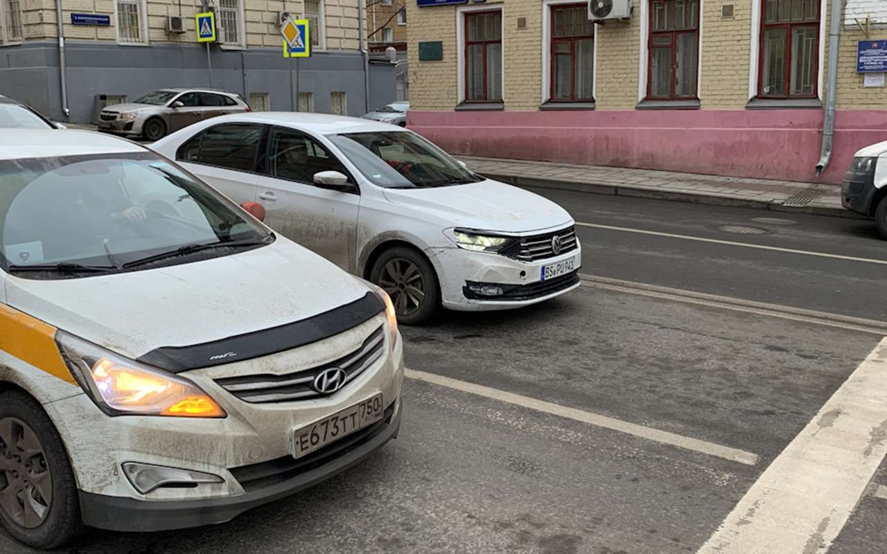 Новый Volkswagen Polo сфотографировали на испытаниях в Москве — фото 1057777