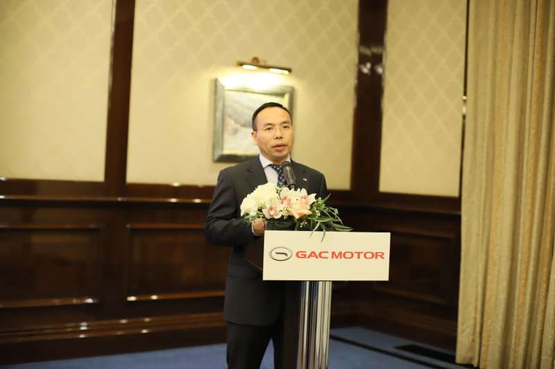 Вице-президент GAC Motor International Sales Company (Международная торговая компания ГАК МОТОР), исполнительный директор и президент ГАК МОТОР РУС г-н Ван Шуньшэн выступает с речью.
