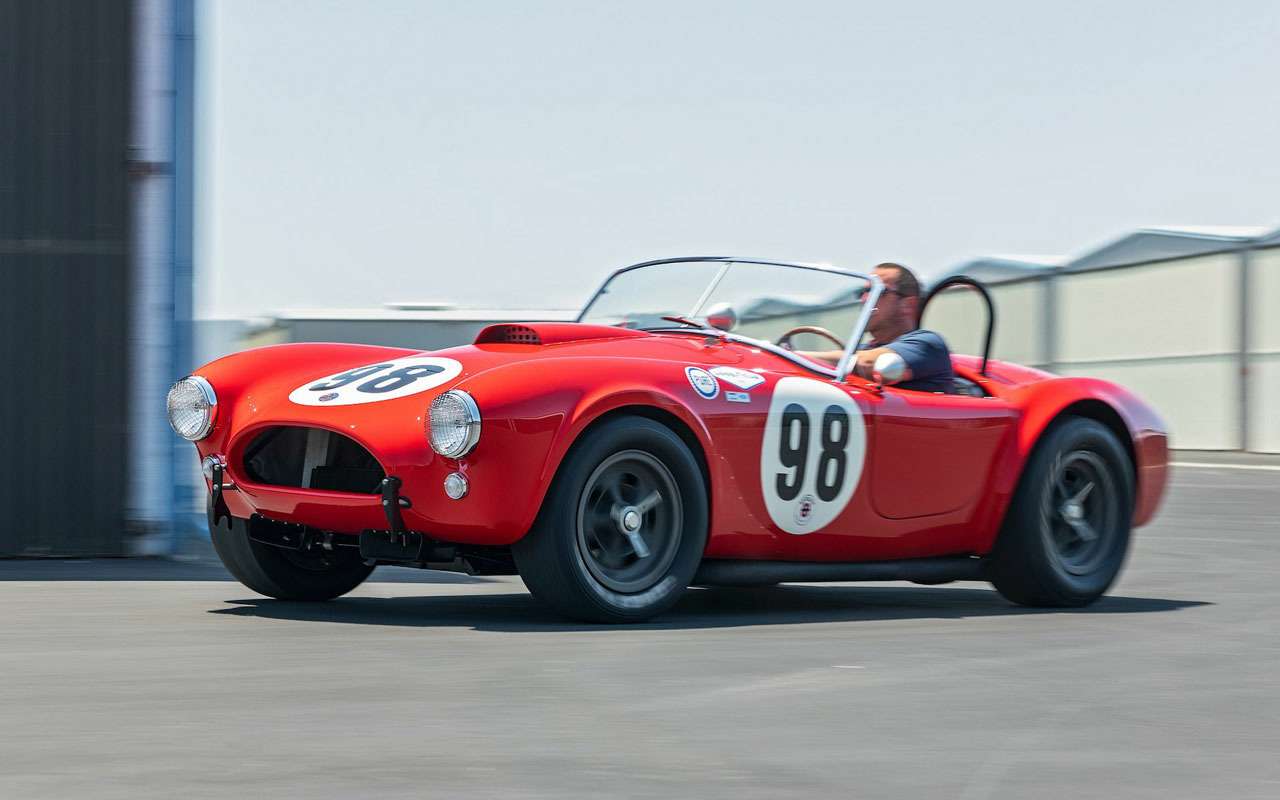 10 самых дорогих машин, купленных на Monterey Car Week — фото 1271406
