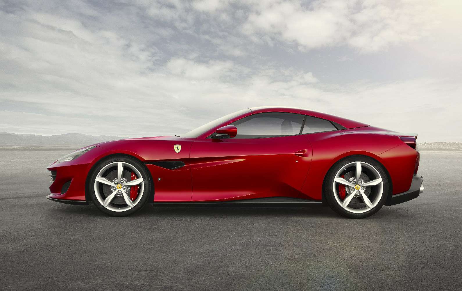 Ferrari рассекретила свою самую дешевую модель — фото 787048
