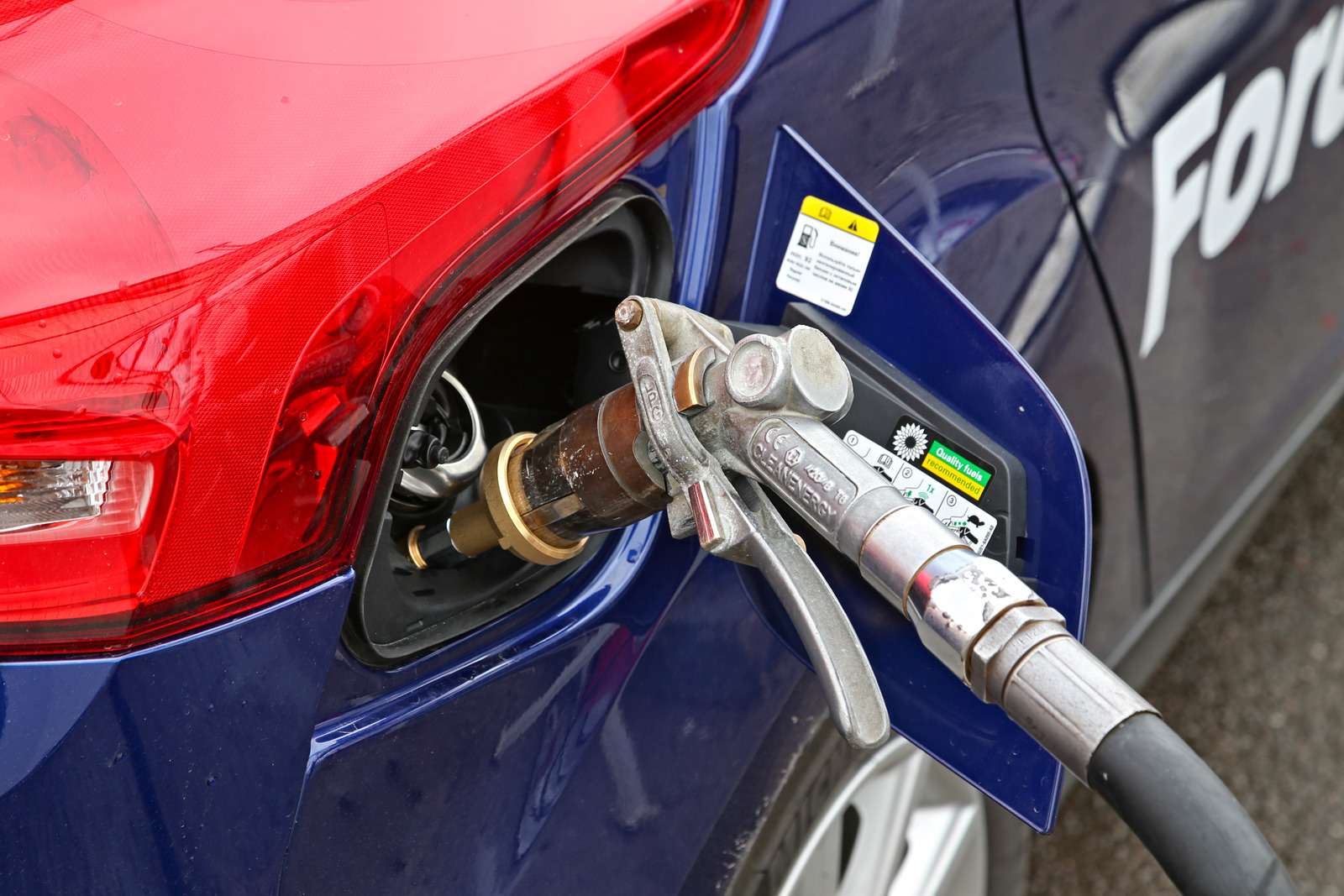 Тест Ford Focus LPG: экономим с пропан-бутаном — фото 603383