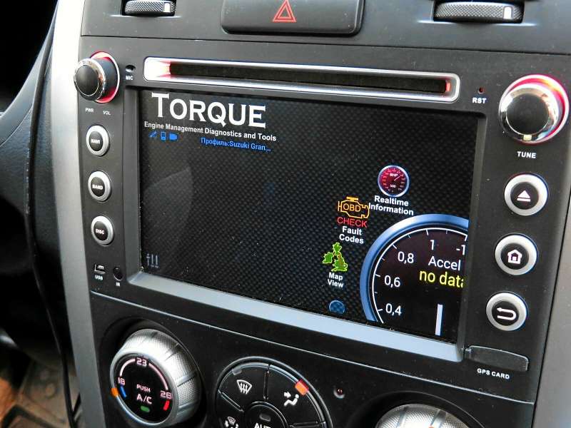 Приложение Torque для диагностики автомобиля уже было установлено в головном устройстве.
