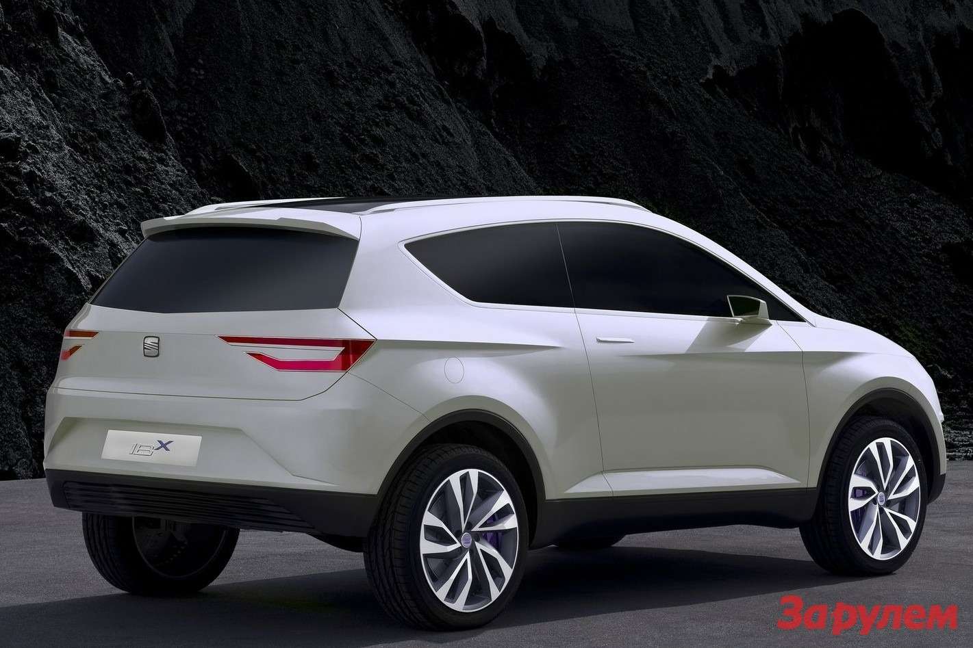 SEAT IBX Concept side-rear view
