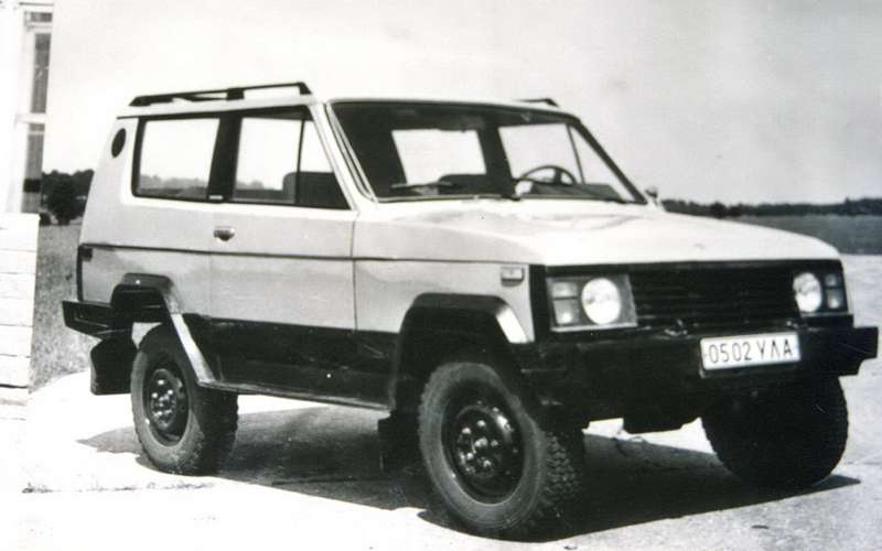 Опытный короткобазный УАЗ-3171, 1981 г.