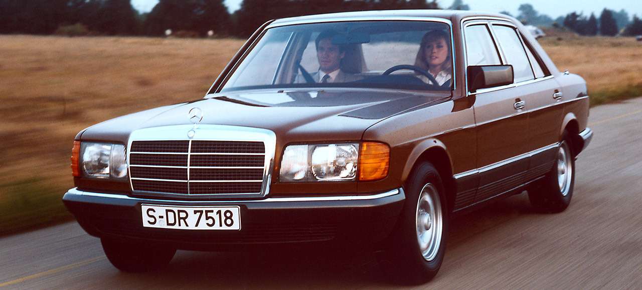 Mercedes-Benz 280SE (W126) – 2,8 л, 156 л.с., 48 849 DM.