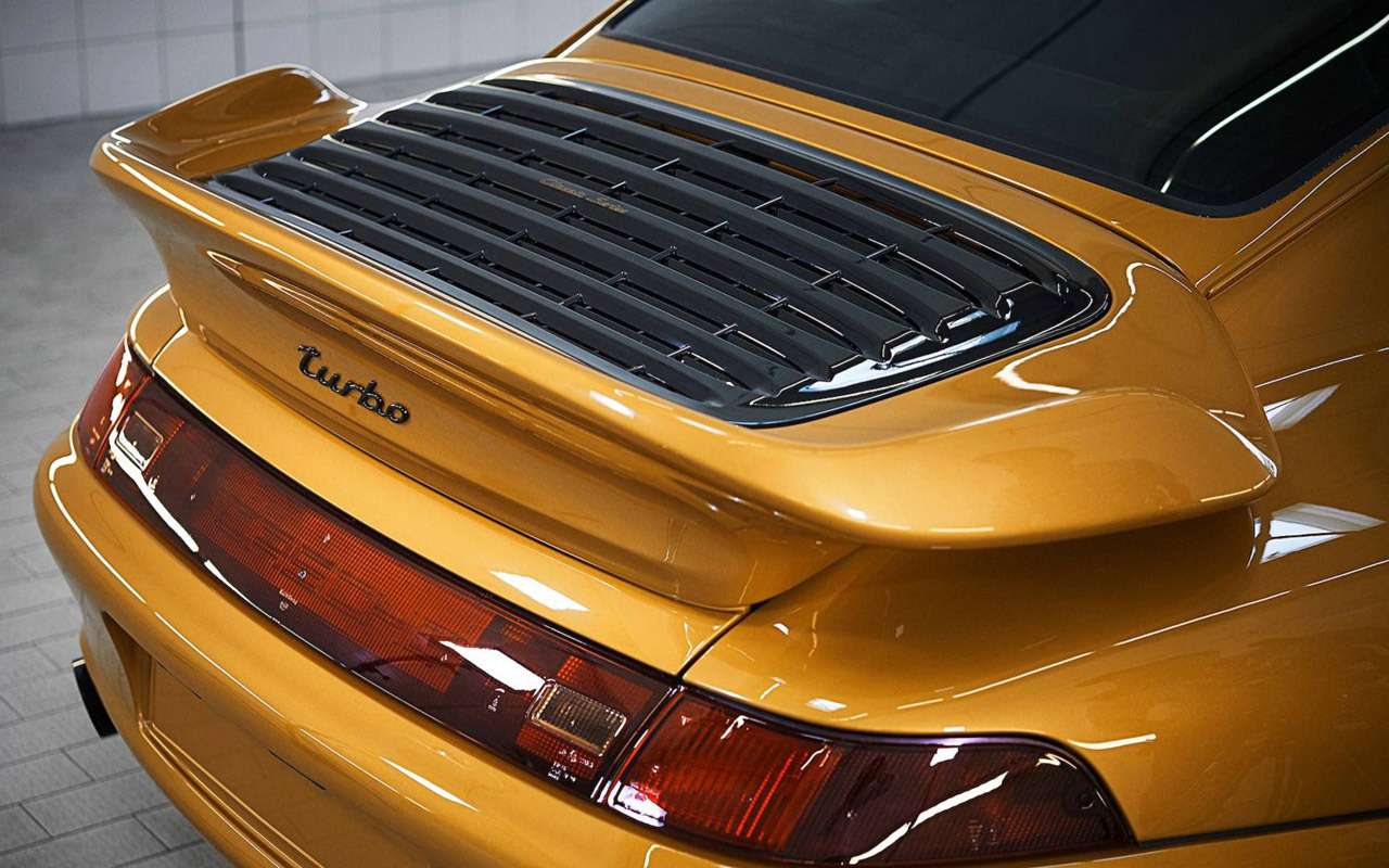 Уникальный Porsche 911 Project Gold: его продали на аукционе за 10 минут! — фото 918873