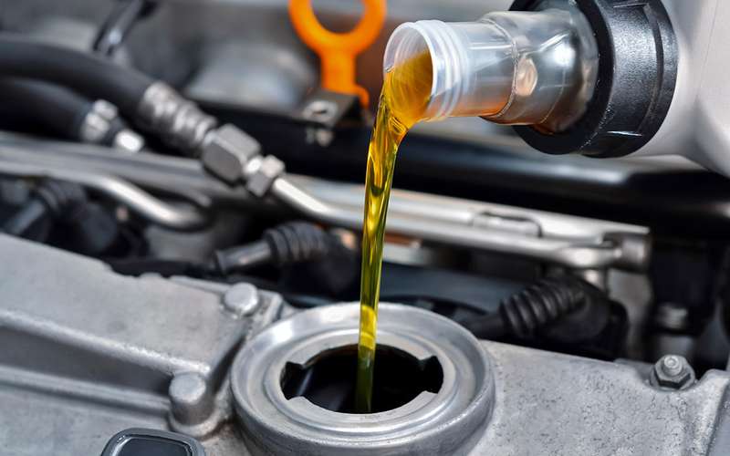 Куда пропадает масло из нового мотора?! — ответ эксперта