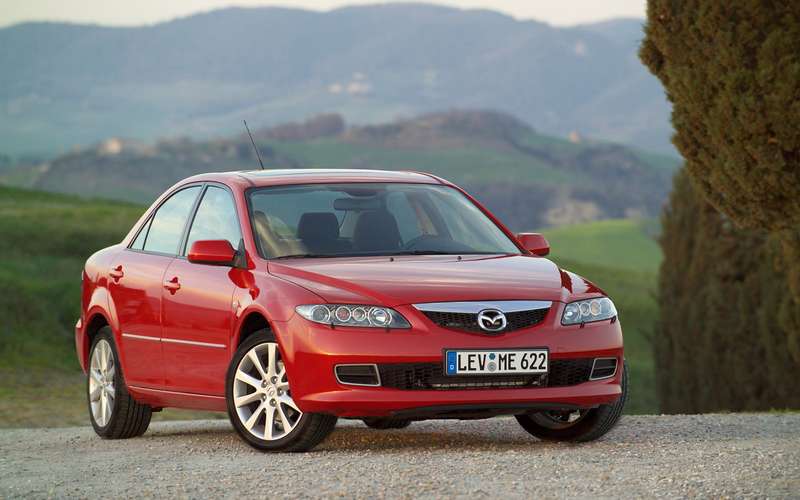 Mazda отзывает в России более 20 тысяч автомобилей