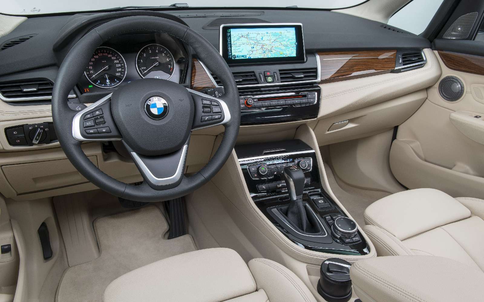 BMW 2-й серии Active Tourer: объявлены рублевые цены — фото 722794
