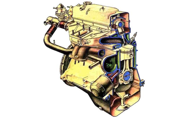 Двигатель ВАЗ‑2108 (1,3 л; диаметр цилиндра 76 мм, ход поршня 71 мм) – оригинальная конструкция, сделанная с оглядкой на аналоги. На стадии разработки обсуждалось множество вари­аций (например, для одной только камеры сгорания было предложено 13 вариантов!), – конечно, с привязкой к имеющемуся на заводе оборудованию.
Двигатель «восьмерки» технологически унифицировали с классическими моторами по диаметру цилиндров, коренным и шатунным шейкам коленвала. Унифицировали, в частности, и поршневые пальцы, клапаны (кроме длины стержней).
Мотор ВАЗ‑2108 мощностью 65 л.с. оказался одним из самых мощных в классе, он немного уступал лишь 68‑сильному двигателю фиатовского Ritmo. Сразу предусмотрели 70‑сильный агрегат (1,5 л; 82 × 71 мм). По требованию маркетологов для западных рынков создали и 54‑сильный вариант объемом 1,1 литра (76 × 60,6 мм), но спрос 
на него оказался невелик ­
и делали его недолго.