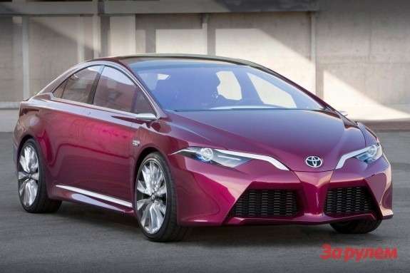 Toyota NS4 Advanced Plug-in Hybrid Concept side-front view