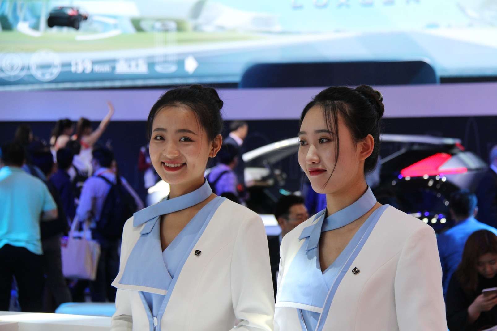 Девушки Пекинского автосалона — 2018 — фото 865611