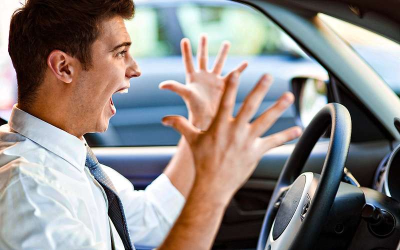 Четыре причины агрессивного вождения. Узнай себя за рулем