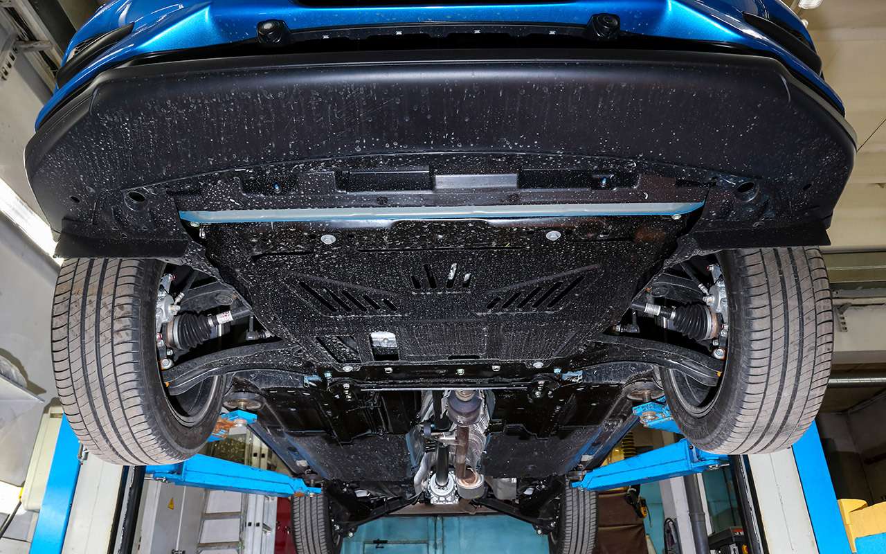 Renault Arkana, Nissan Qashqai, Kia Sportage: проверка бездорожьем и асфальтом — фото 1009936