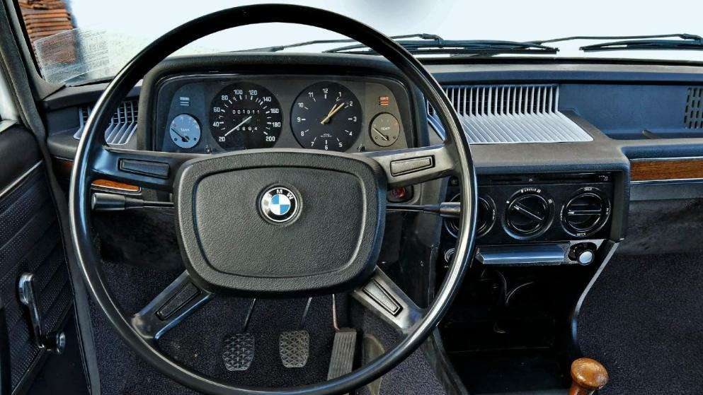 Автовладелец ждет извинений от BMW. Уже почти полвека! — фото 961403
