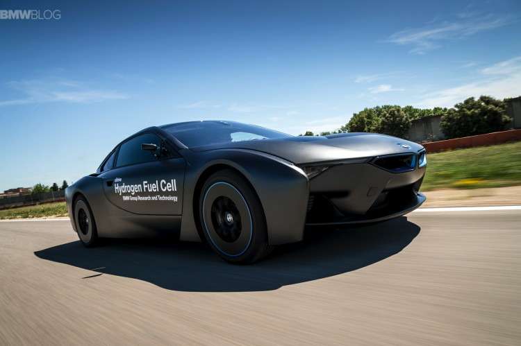 BMW-i8-hydrogen-fuel-cell-images-10-750x499