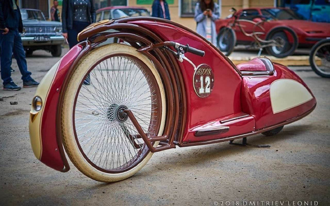 Житель Санкт-Петербурга создает шедевры на двух колесах. Их можно купить — фото 1125915