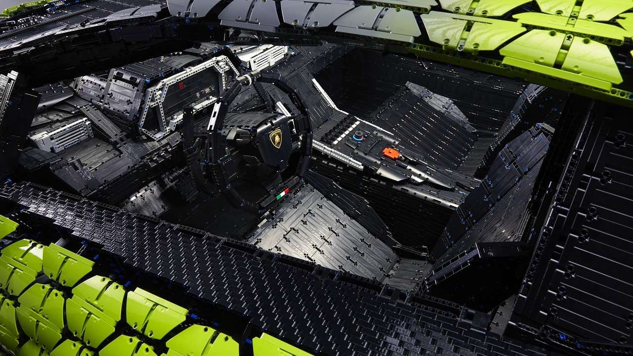 В Lamborghini построили гиперкар из конструктора Lego — фото 1252609