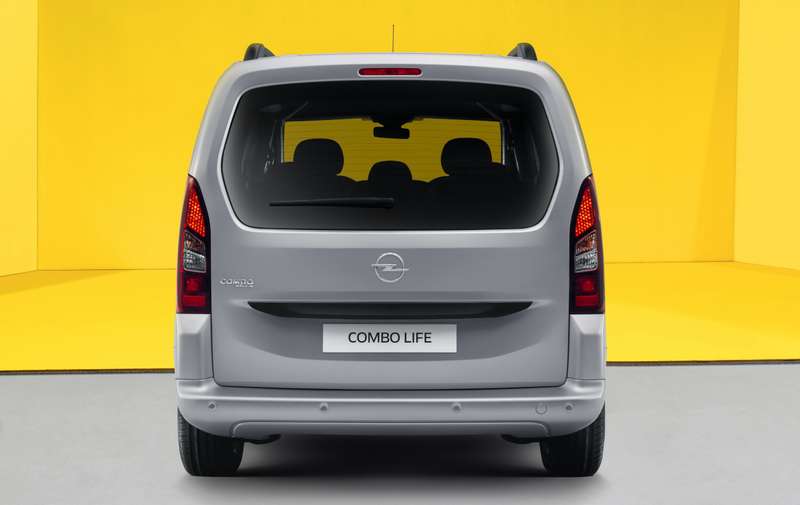 Opel Combo Life: прием заказов и цены