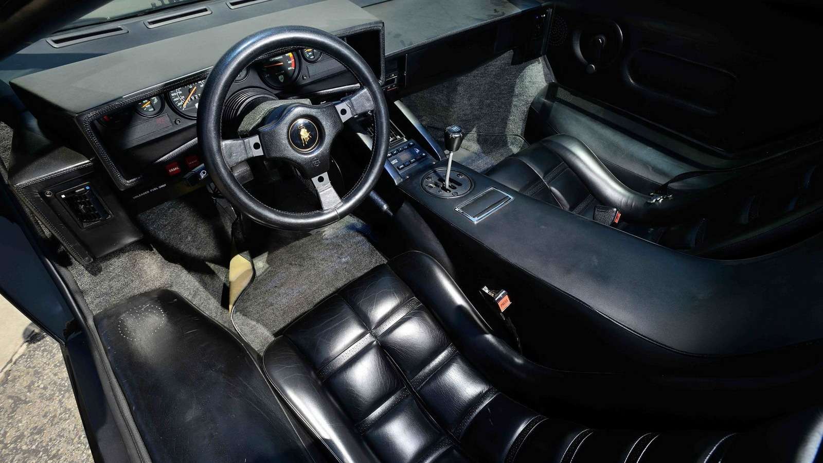 Сотни тысяч за мечту подростка 80-х: Lamborghini Countach в состоянии нового — фото 617648