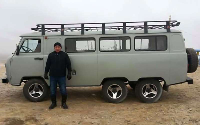 УАЗ-седан и закос под Гелендваген: 3 внедорожника по-монгольски