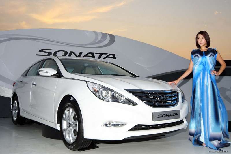 2011-Hyundai-Sonata-19