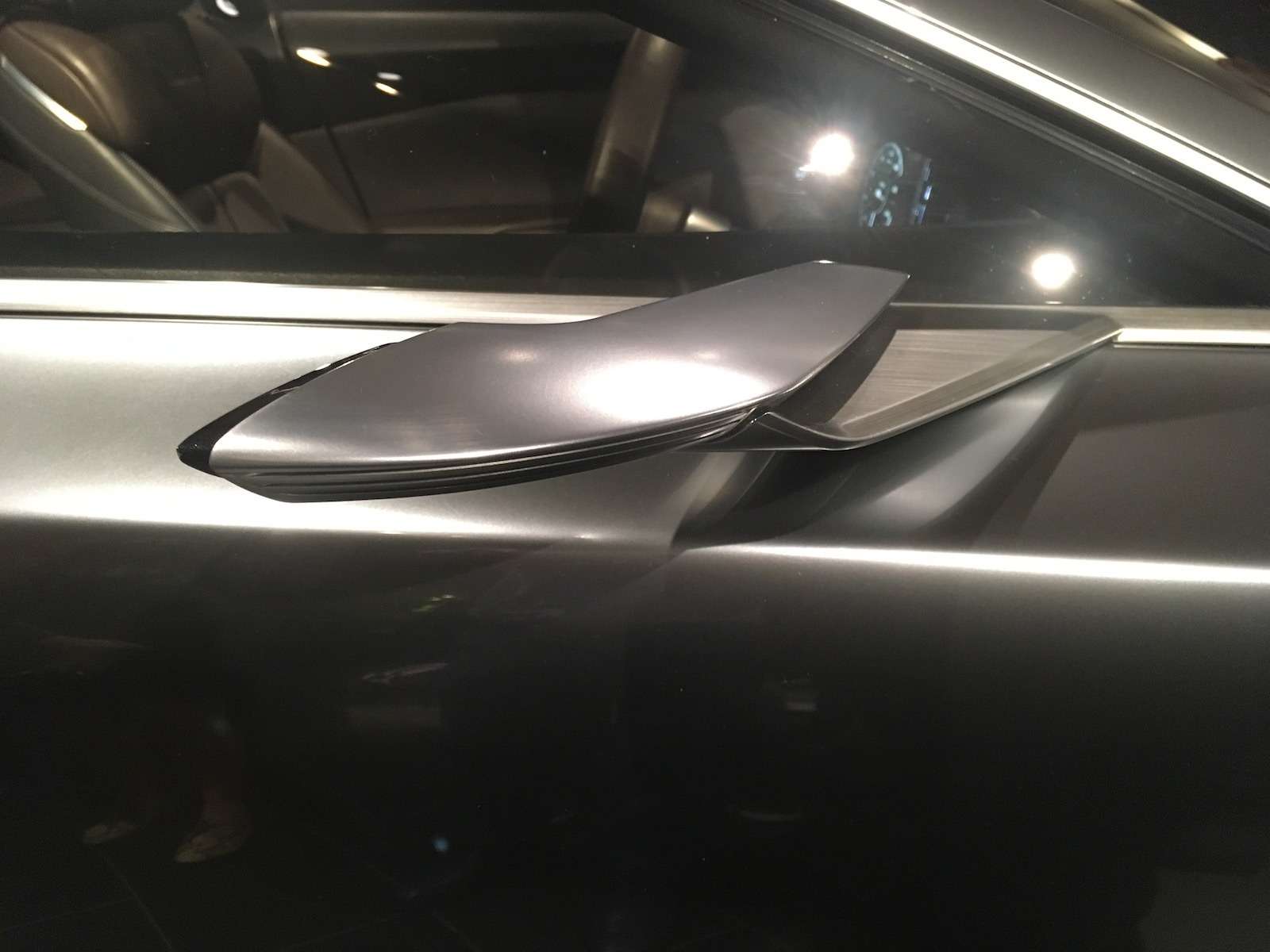 Больше света: Mazda представила обновленную дизайн-концепцию — фото 808876