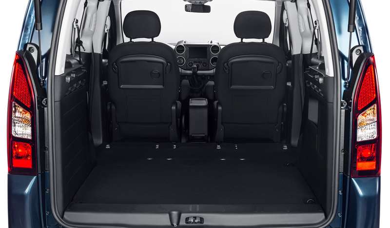 Новый Peugeot Partner Crossway: три куба в багажнике, дизель, автомат