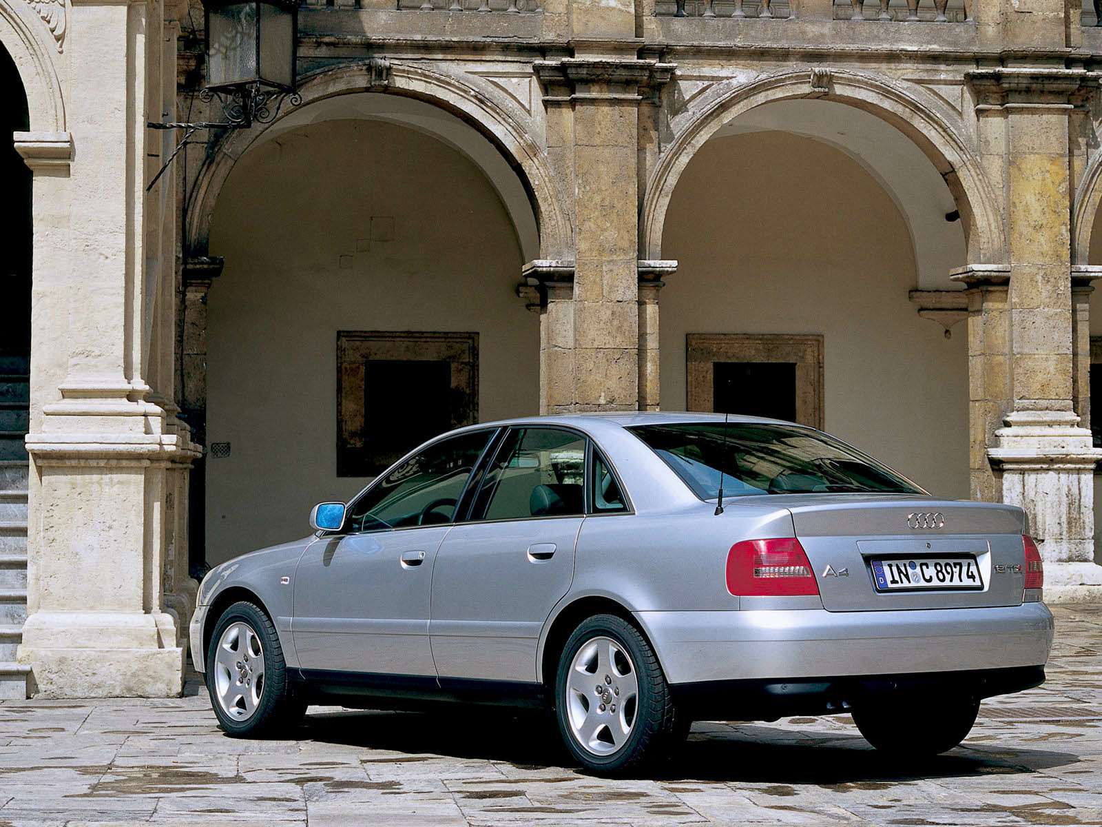 Audi A4 (1994-2001)