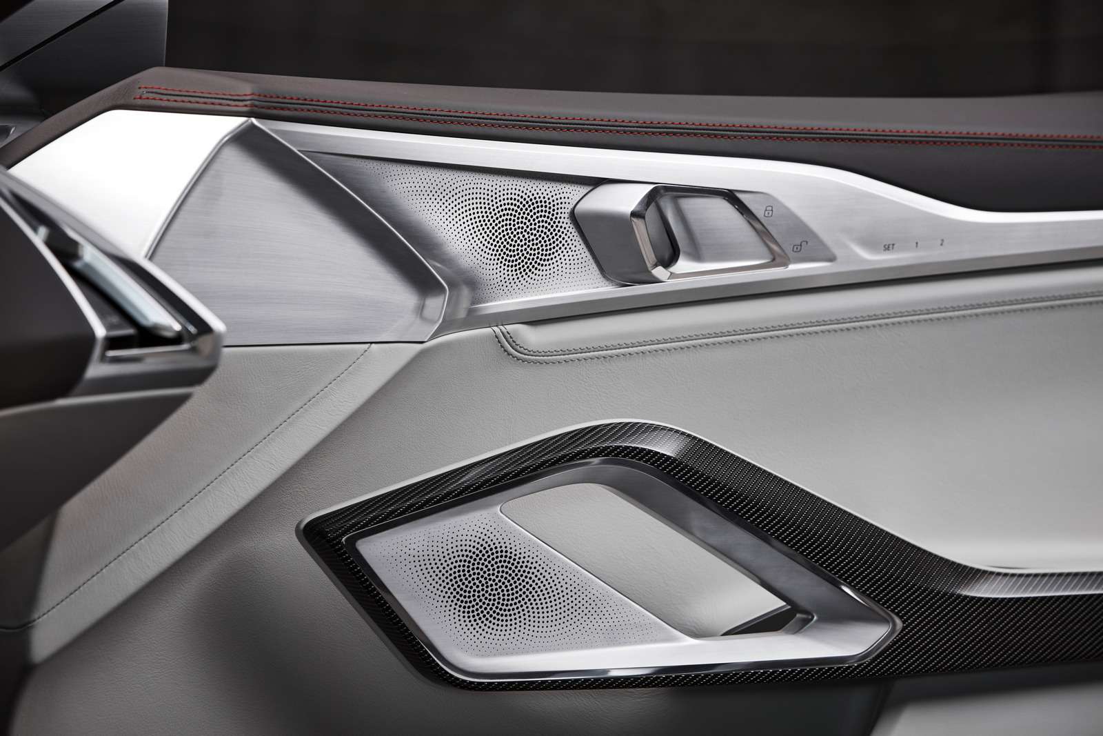 Великолепная «восьмерка»: новое купе BMW — теперь с кристаллами! — фото 756654