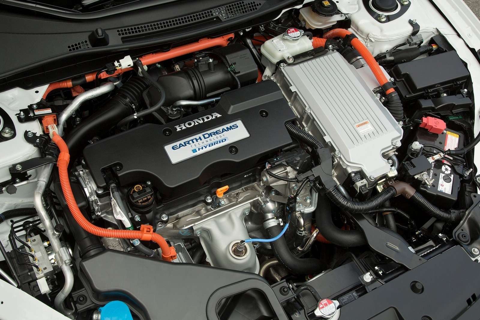 Honda Accord PHEV engine compartment_no_copyright