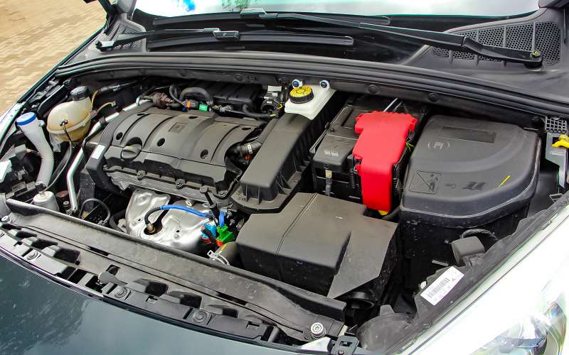 Рестайлинговый Peugeot 408 — солидность, гармония и новый автомат