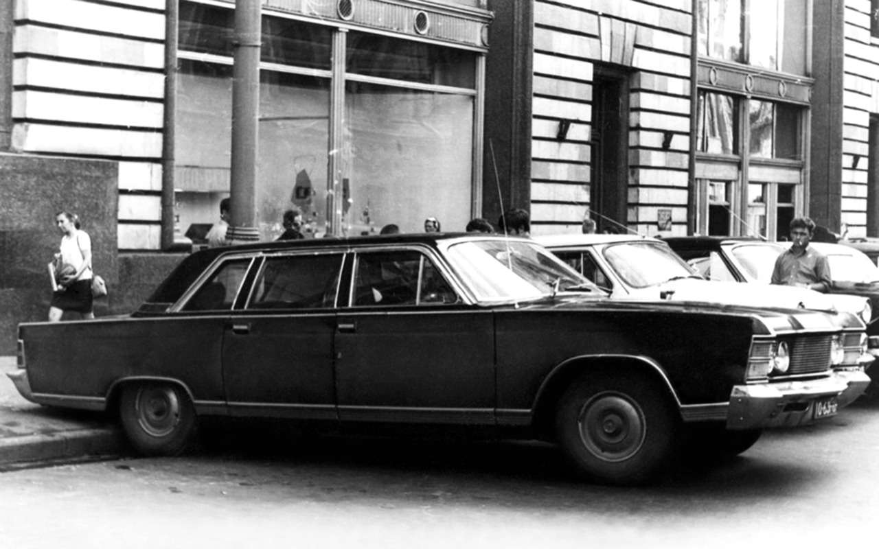 Первый опытный образец ГАЗ-14 (1967 год).
