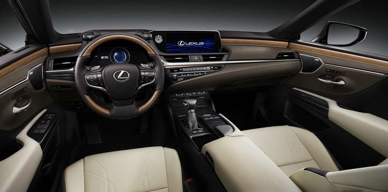 Новый Lexus ES: без полного привода и турбомоторов