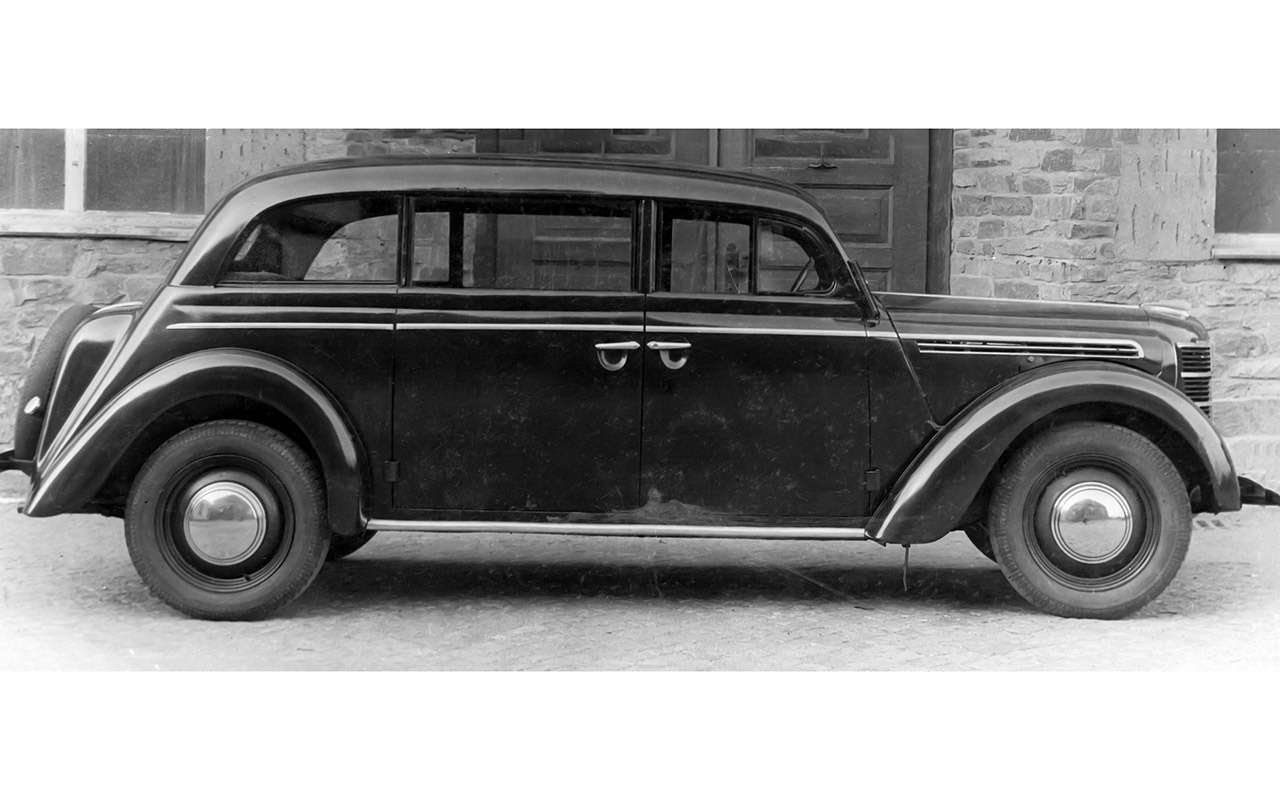 Шестиместный удлиненный Москвич немцы предлагали советскому заводу в качестве такси.