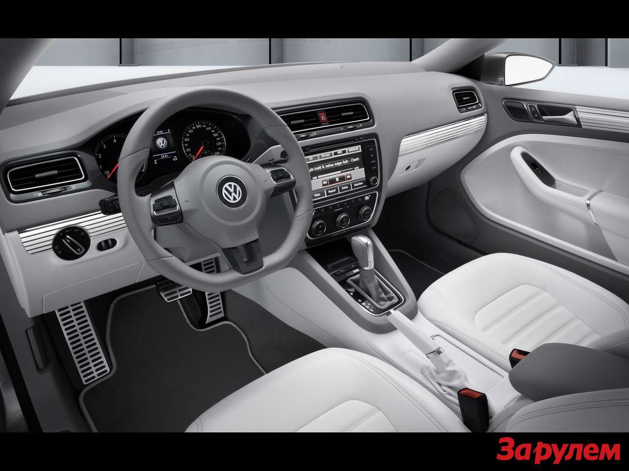 Интерьер Volkswagen New Compact Coupe