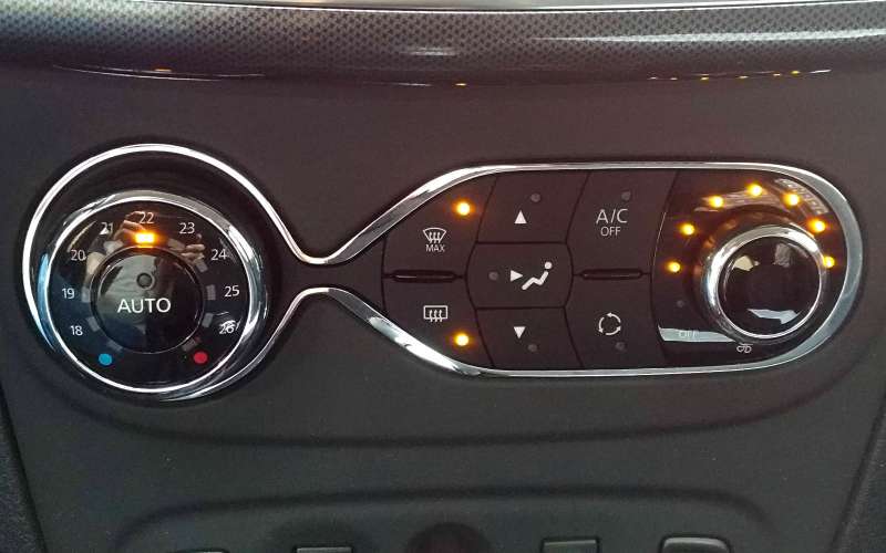 Секретная функция Renault: две кнопки и тишина в салоне