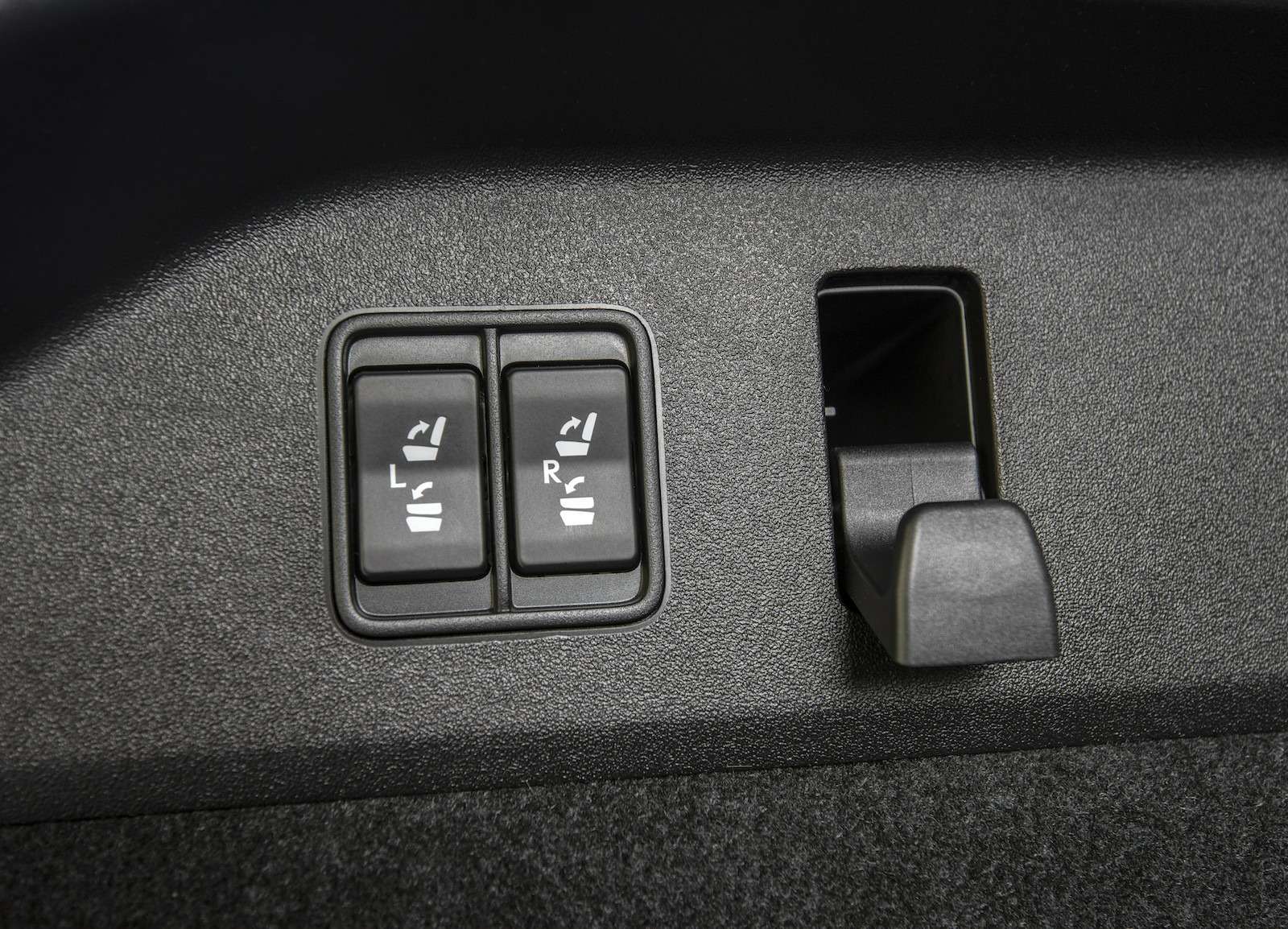 Тест-драйв Lexus RX 350L AWD: когда «L» — вовсе не «Long» — фото 915740